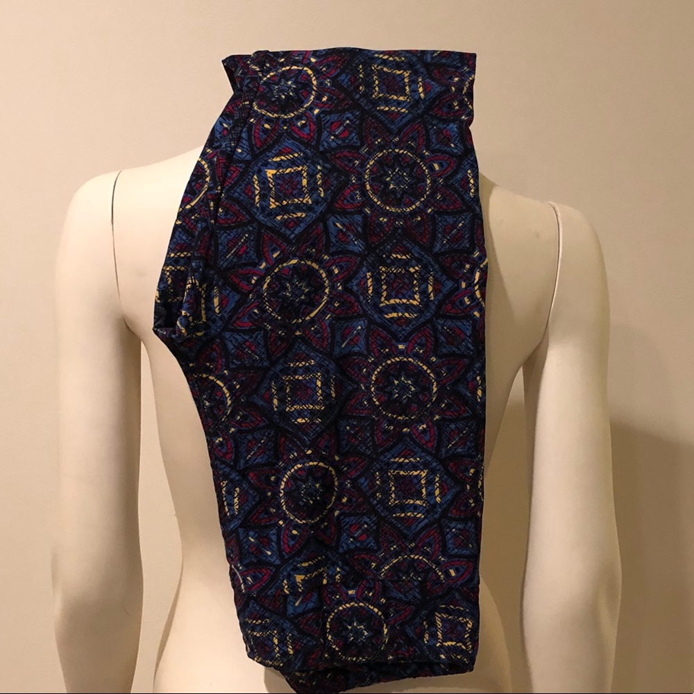 Lularoe TC Leggings. Great condition. Multi color